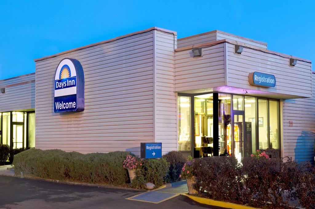 Americas Best Value Inn Reno Exteriör bild