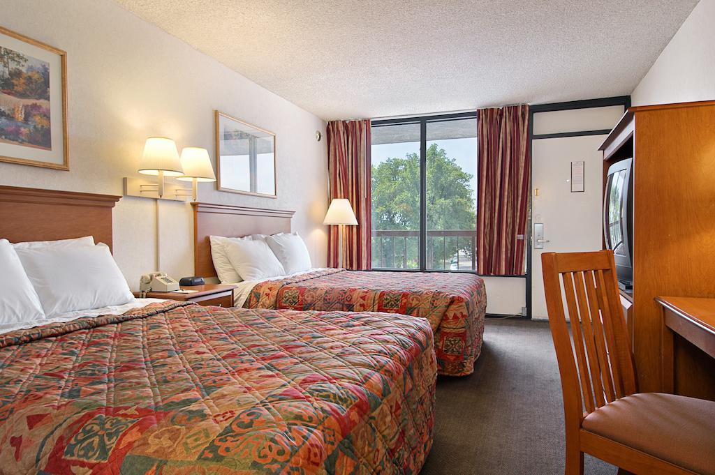 Americas Best Value Inn Reno Rum bild